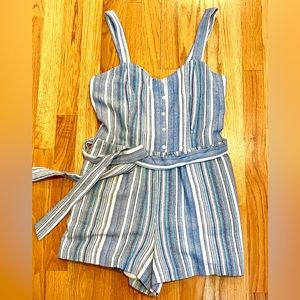 Windsor Blue & White Romper sz M